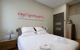 “Zeus”, Stylish Luxury Business Suite In The Heart Of Athens.